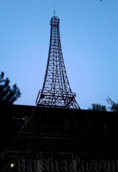 ilichevsk-ejfeleva-bashnja